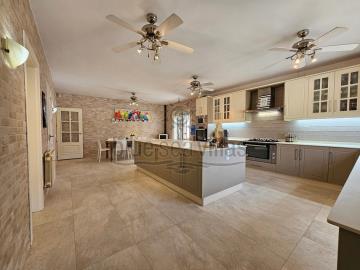 kitchen-1499--4-_opt