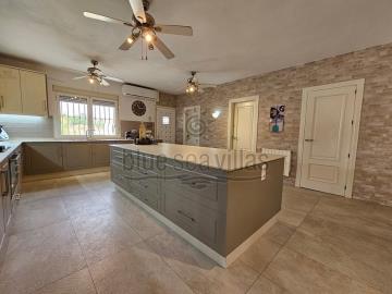 kitchen-1499--5-_opt