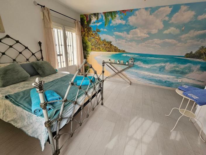 Image No.54-9 Bed Villa / Detached for sale