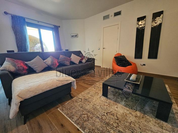 Image No.41-4 Bed Villa / Detached for sale