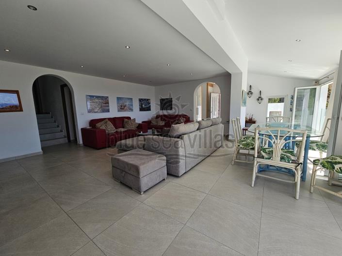 Image No.11-4 Bed Villa / Detached for sale