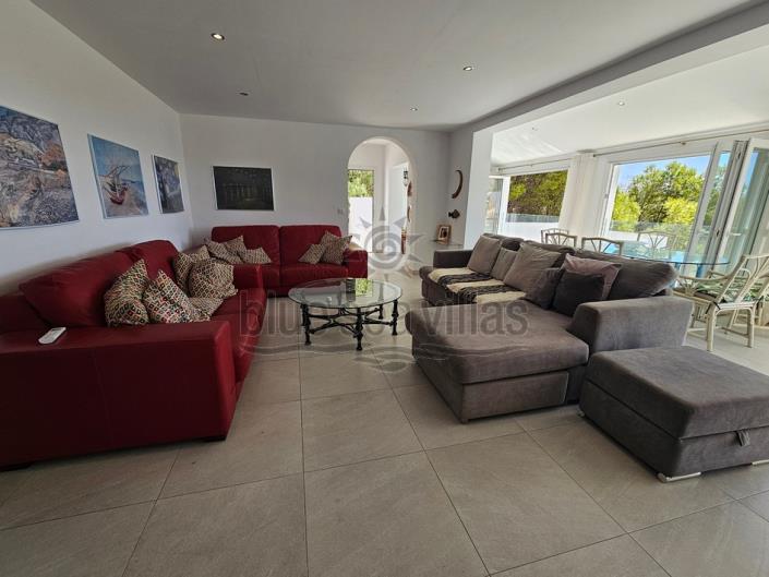 Image No.13-4 Bed Villa / Detached for sale