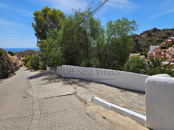 Image No.41-4 Bed Villa / Detached for sale