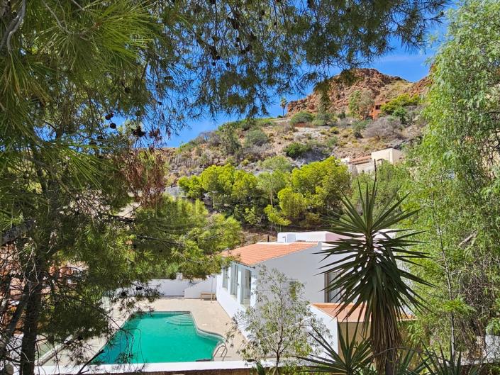 Image No.42-4 Bed Villa / Detached for sale