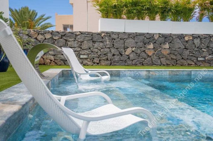 Image No.26-5 Bed Villa for sale