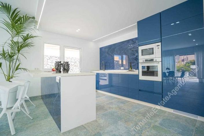 Image No.4-5 Bed Villa for sale