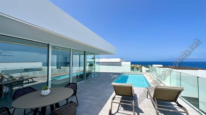 Image No.1-Villa for sale