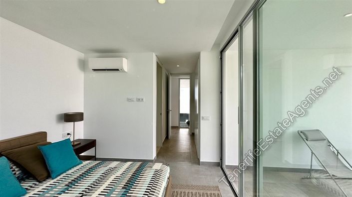 Image No.21-3 Bed Villa for sale