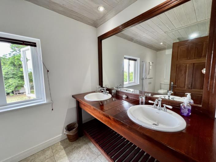 Image No.15-4 Bed Villa for sale