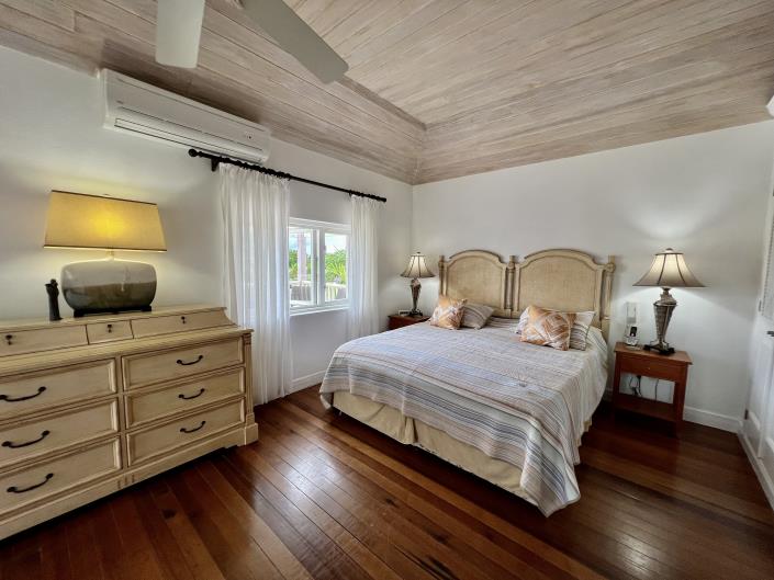 Image No.17-4 Bed Villa for sale