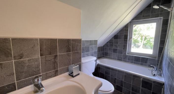 Image No.13-3 Bed House for sale