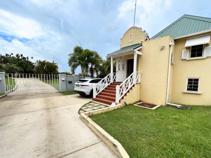 Image No.3-2 Bed Townhouse for sale