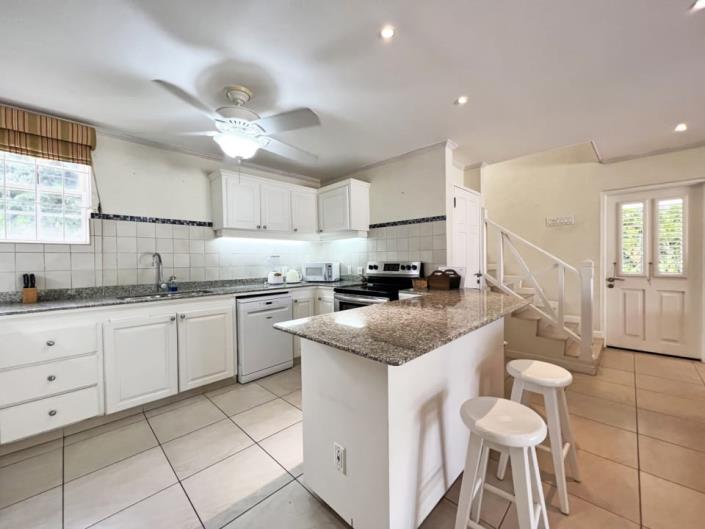 Image No.5-2 Bed Townhouse for sale