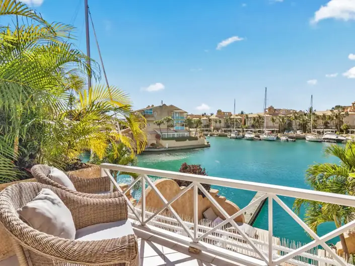 Image No.6-3 Bed Townhouse for sale