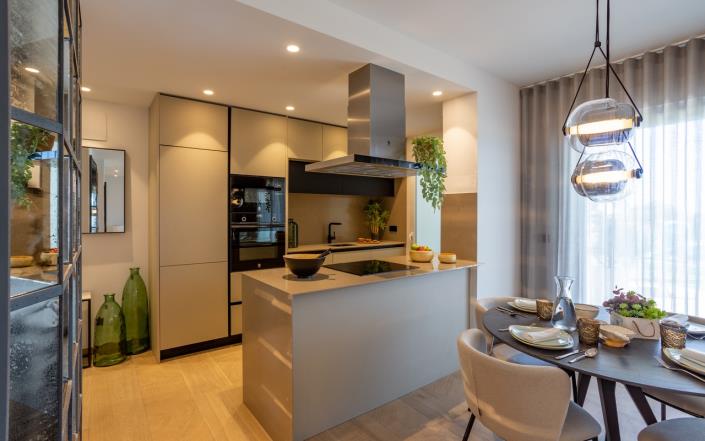 Image No.4-2 Bed Apartment for sale