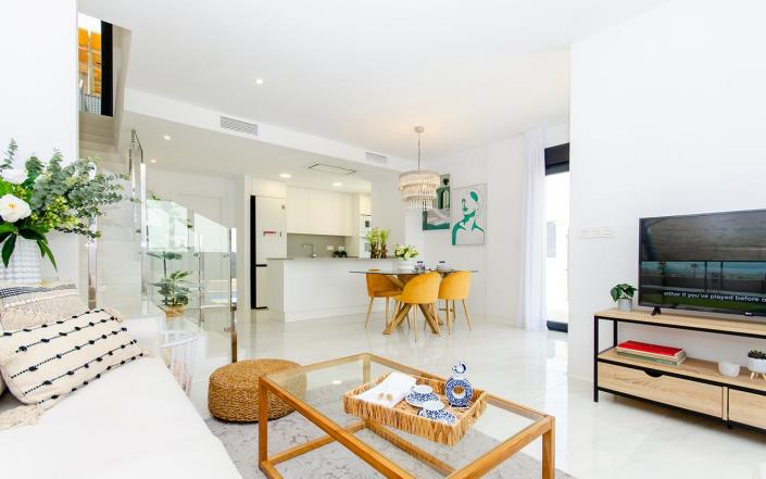 Image No.17-3 Bed Villa / Detached for sale