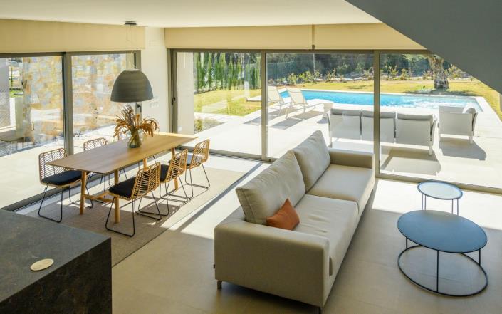 Image No.6-3 Bed Villa / Detached for sale