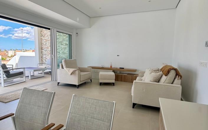 Image No.3-3 Bed Villa / Detached for sale