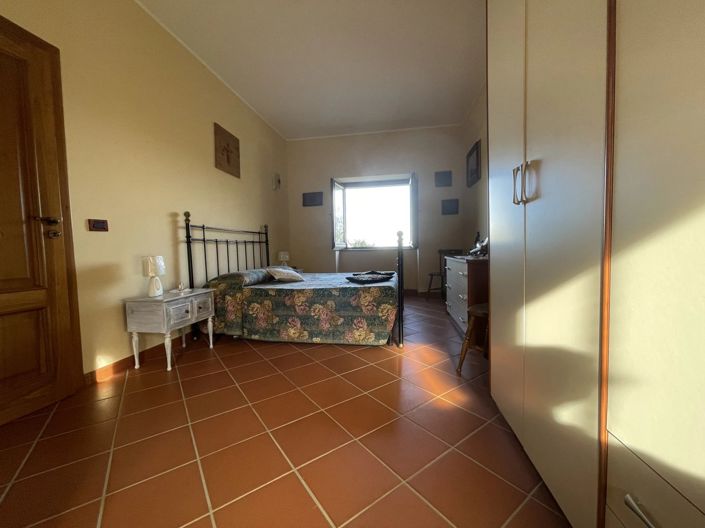 Image No.12-4 Bed Villa for sale