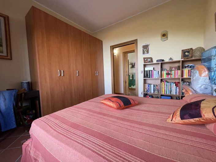 Image No.18-4 Bed Villa for sale