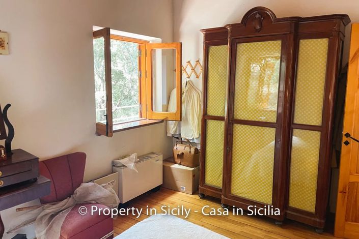 Image No.28-4 Bed Villa for sale