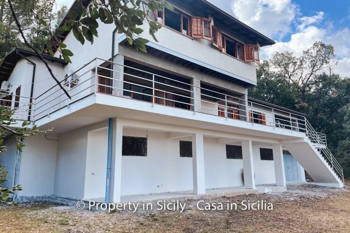 Image No.6-4 Bed Villa for sale