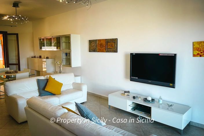 Image No.7-3 Bed House for sale