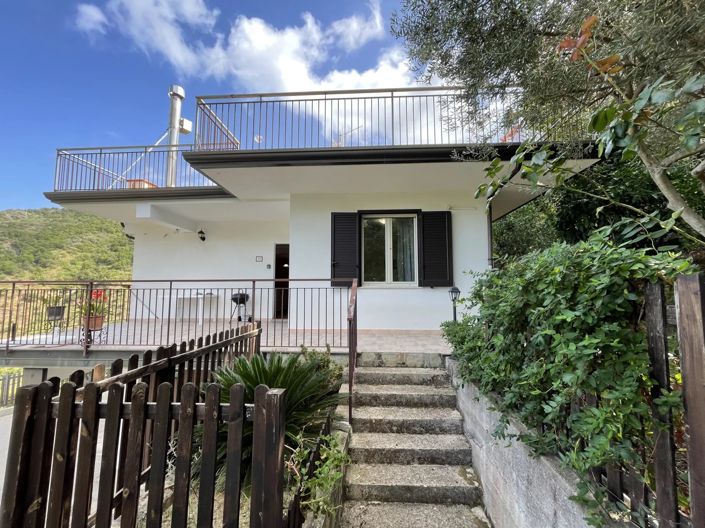 Image No.3-2 Bed Villa for sale