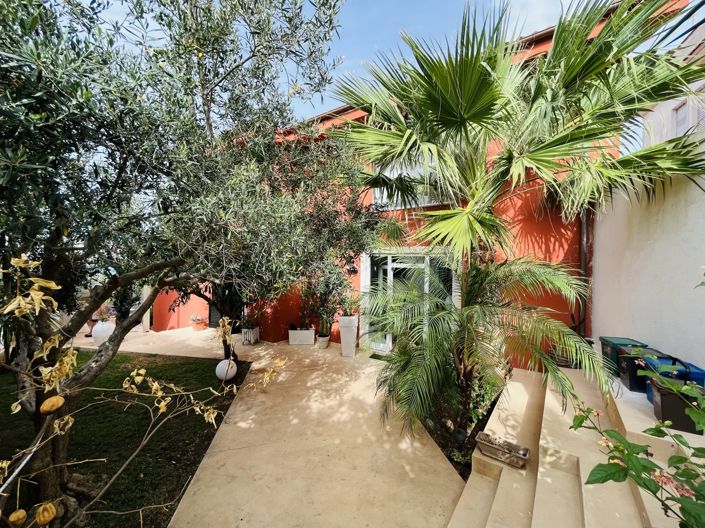 Image No.12-3 Bed Villa for sale