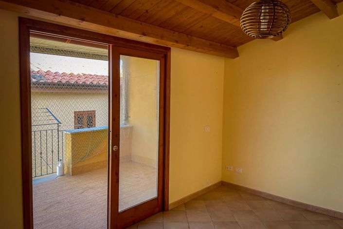 Image No.11-3 Bed Apartment for sale