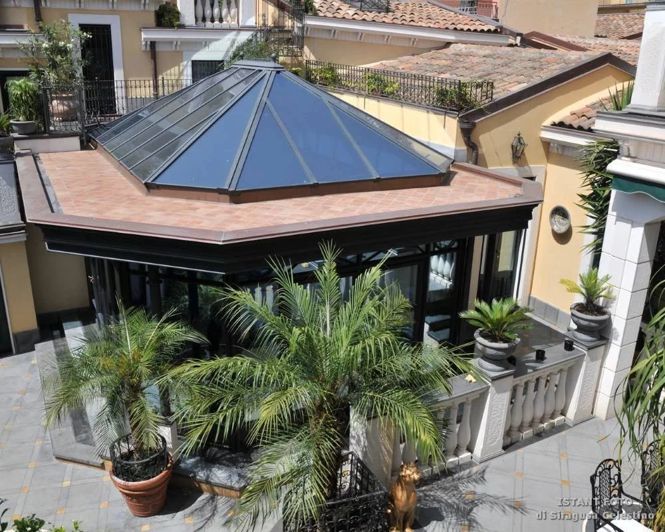 Image No.9-10 Bed Villa for sale