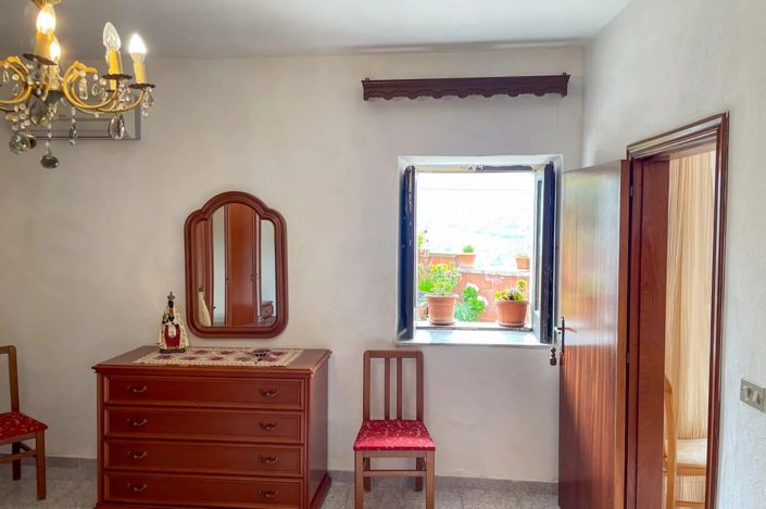 Image No.24-3 Bed Apartment for sale