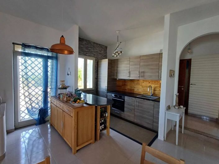 Image No.9-3 Bed Villa for sale