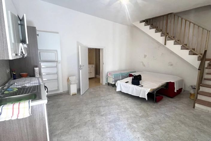 Image No.2-1 Bed House for sale