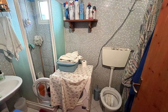 Image No.10-2 Bed House for sale