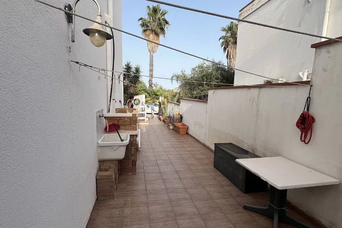 Image No.14-2 Bed House for sale