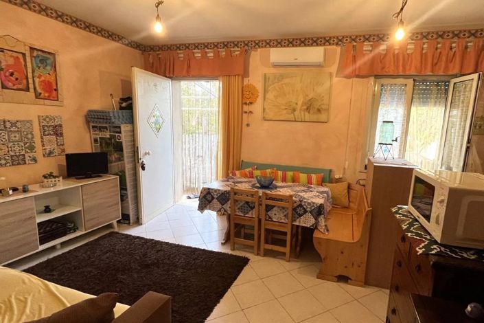 Image No.5-2 Bed House for sale