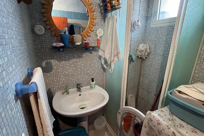 Image No.9-2 Bed House for sale