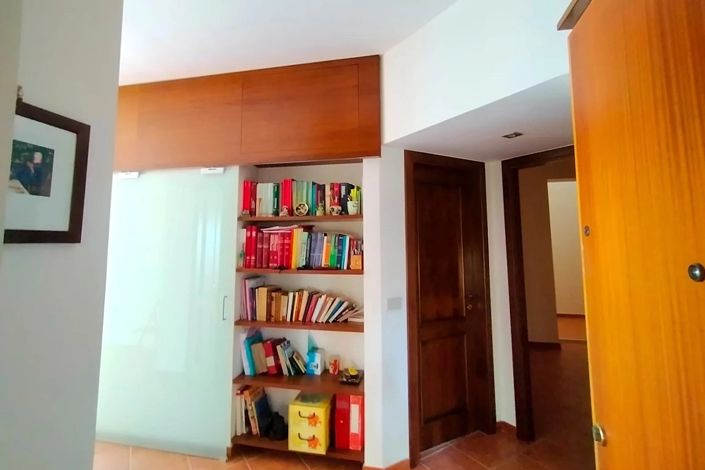 Image No.13-2 Bed Apartment for sale