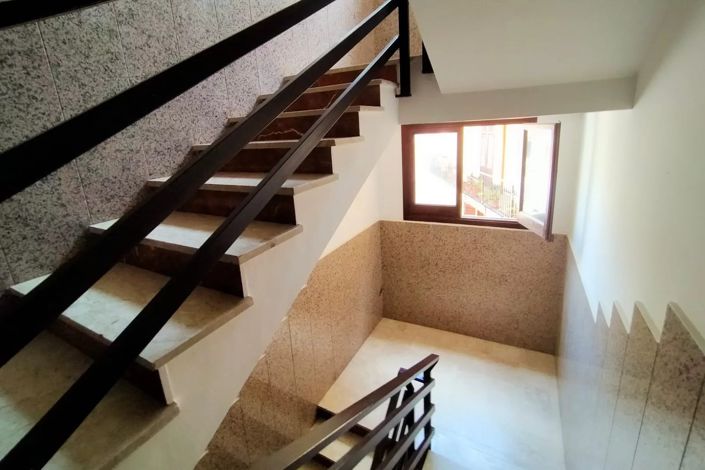 Image No.22-2 Bed Apartment for sale