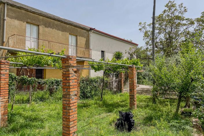 Image No.4-House for sale