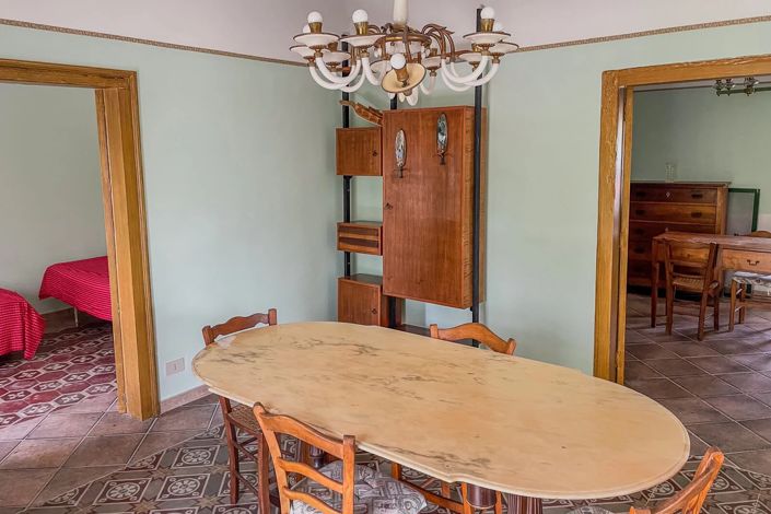 Image No.6-House for sale