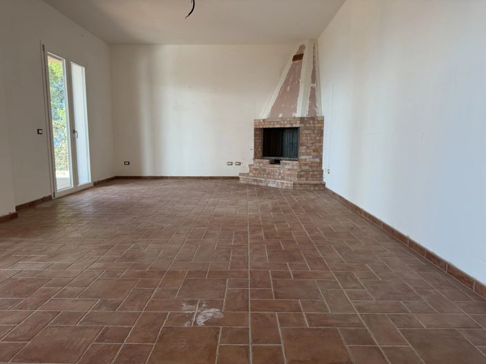 Image No.16-4 Bed Villa for sale