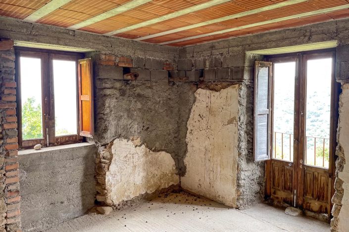 Image No.23-2 Bed House for sale