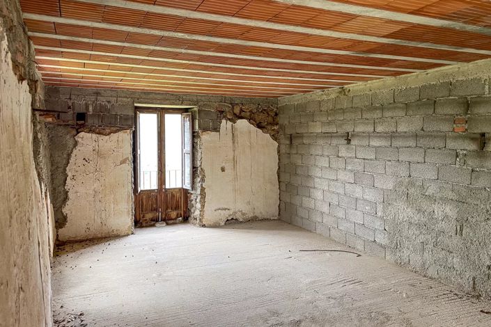 Image No.26-2 Bed House for sale