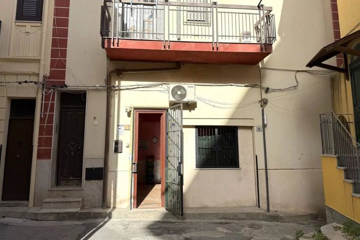 Image No.9-1 Bed Apartment for sale