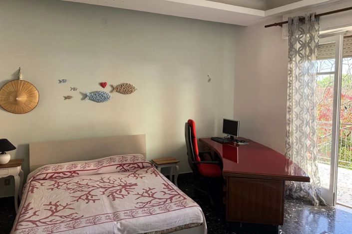 Image No.12-3 Bed Apartment for sale