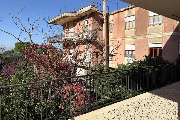 Image No.16-3 Bed Apartment for sale