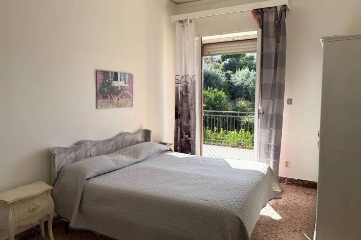 Image No.7-3 Bed Apartment for sale