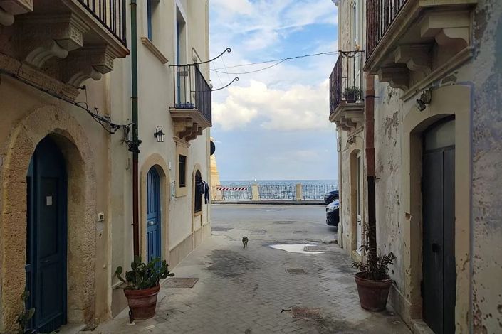 Image No.17-2 Bed Apartment for sale